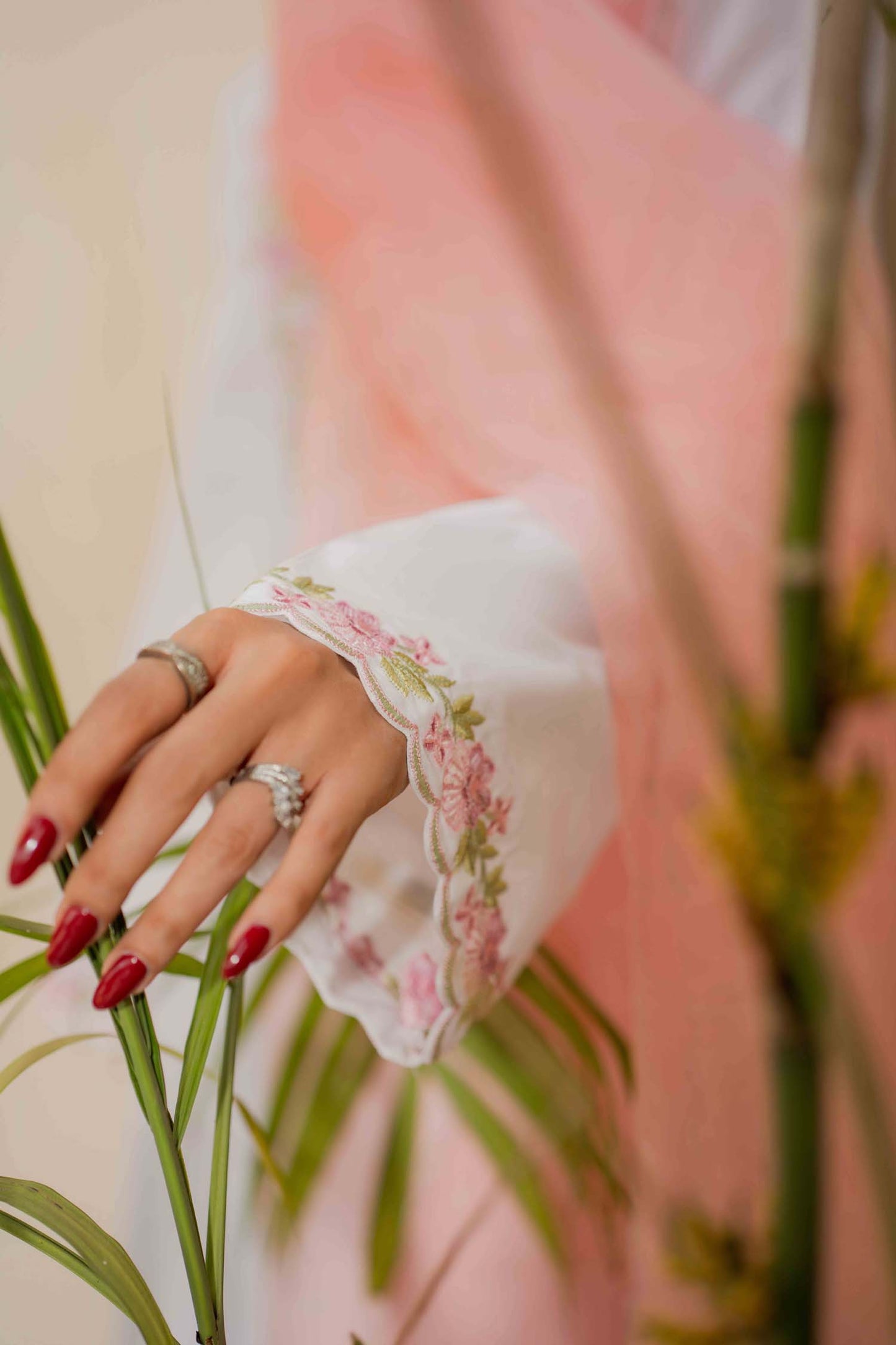 CHERRY BLOSSOM - 3 PIECE SUIT
